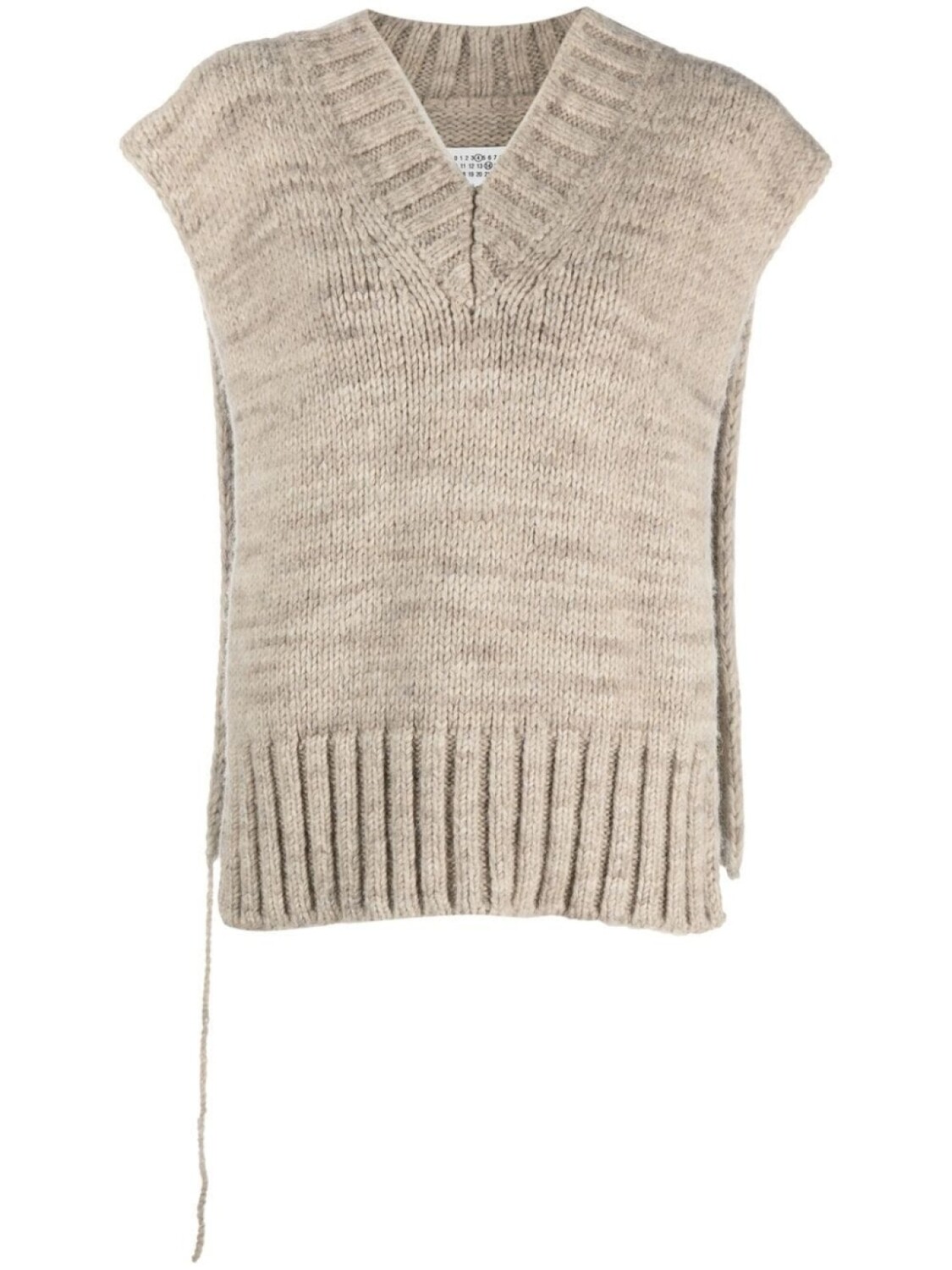 

Maison Margiela трикотажный топ Botanical Dye, нейтральный цвет