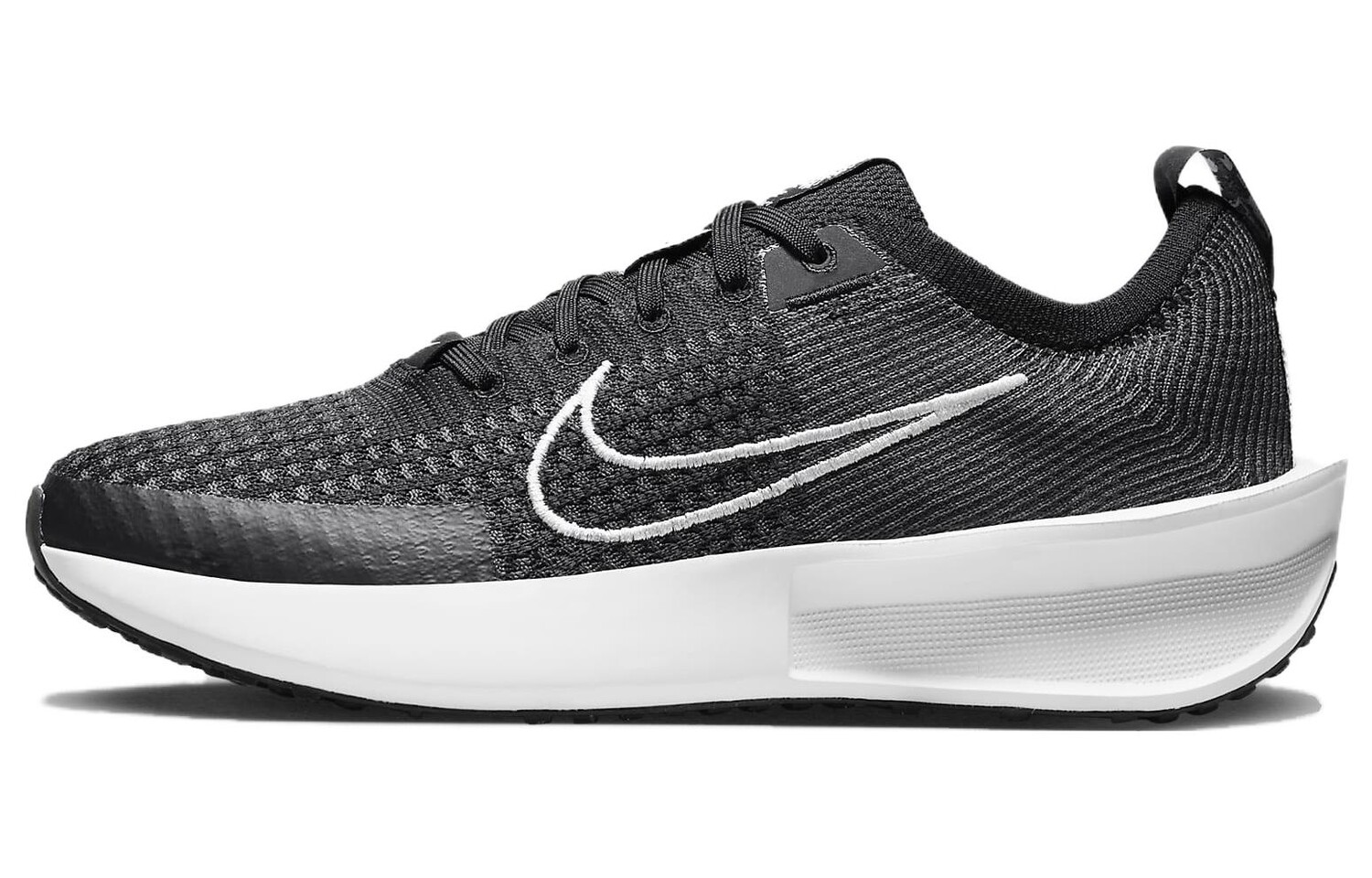 

Кроссовки Nike Interact Run для женщин, Black