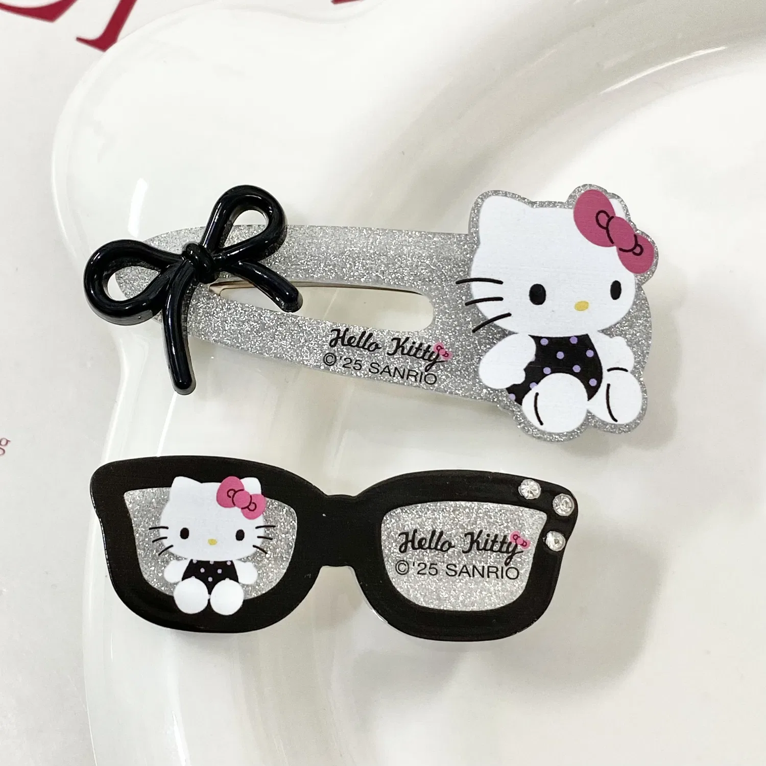 Заколки для волос Hello Kitty Sanrio акриловые — фото 3