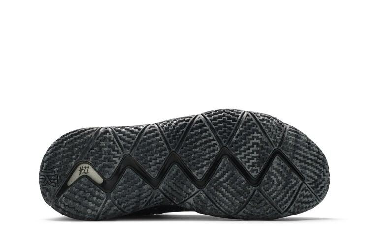 Кроссовки Nike Kyrie 4 'Blackout', черный — фото 4