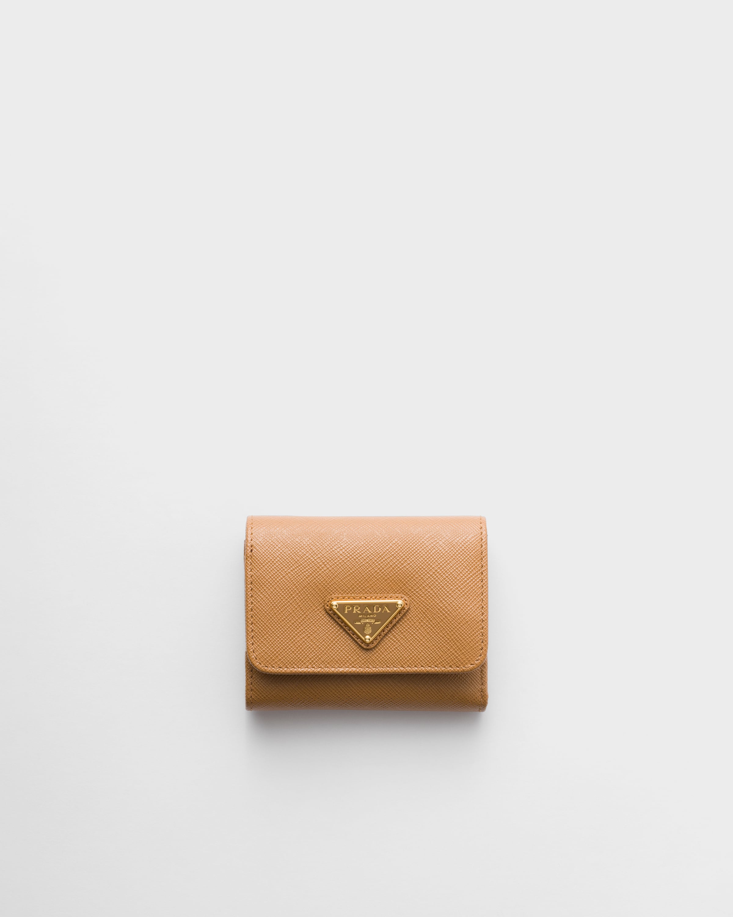 

Маленький кошелек из сафьяновой кожи Prada, карамель