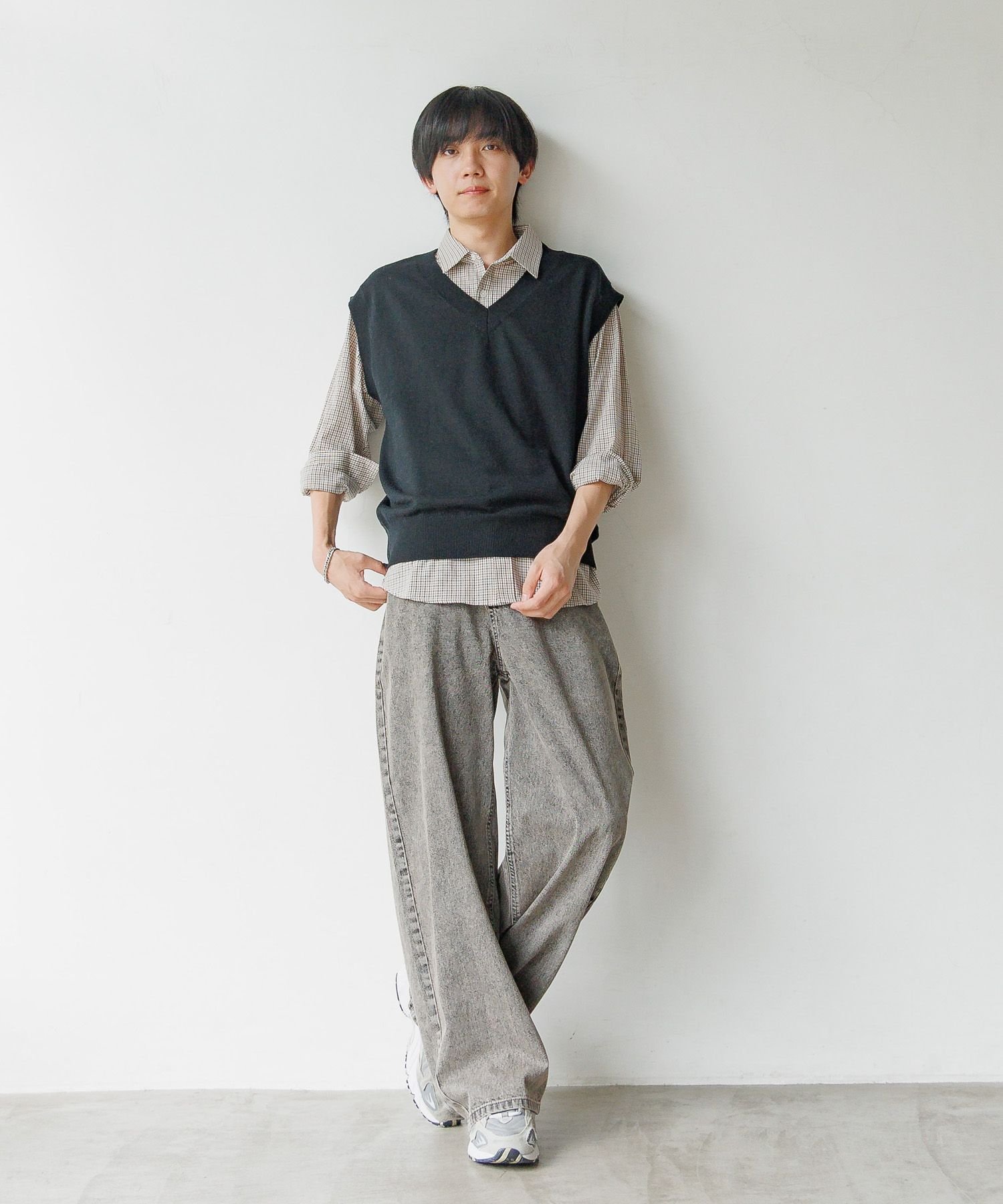 КОМПЛЕКТ ИЗ 2 ШТУК: РУБАШКА*МАЙКА/И ЛЮБОЙ ДРУГОЙ/593390 GLOBAL WORK, Brown check x black vest — фото 4
