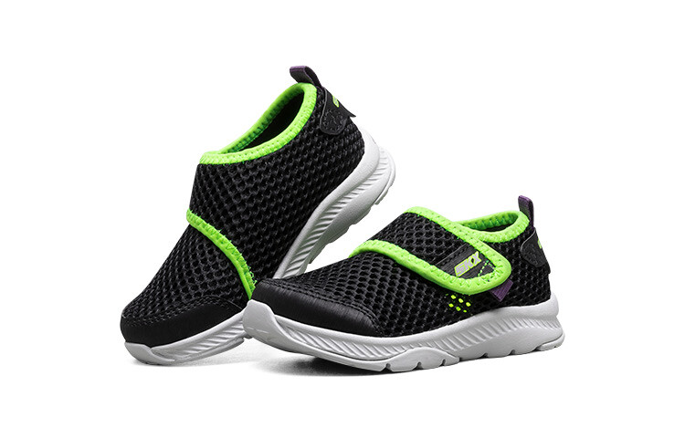 Детские кроссовки Comfy Grip Lifestyle PS Low-top черного/зеленого цвета Skechers, черный — фото 4