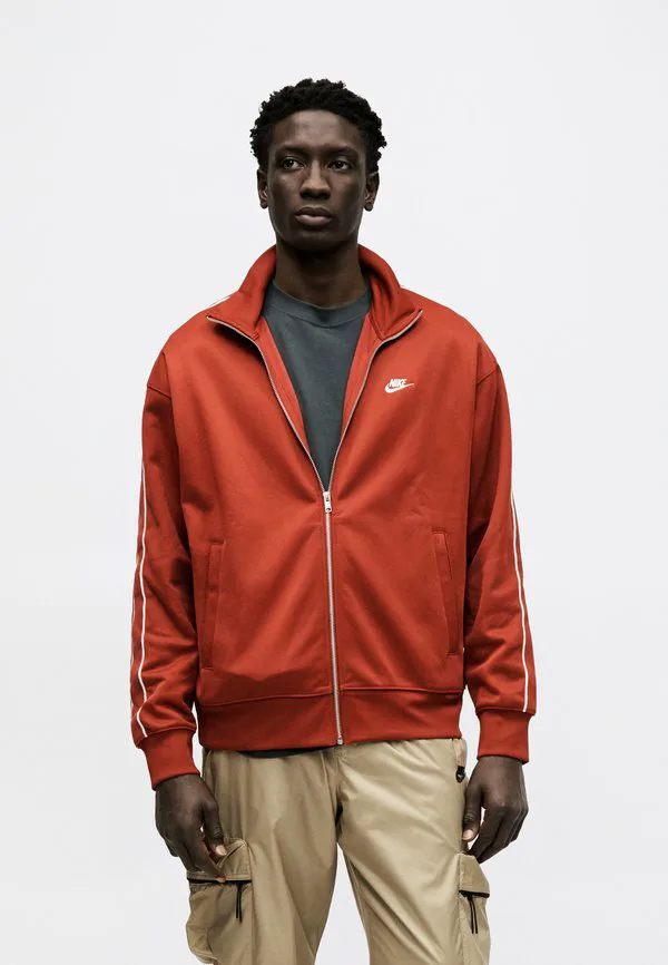 Куртка для клубных тренировок по легкой атлетике Nike Sportswear, Team Crimson/White/Team Crimson — фото 4