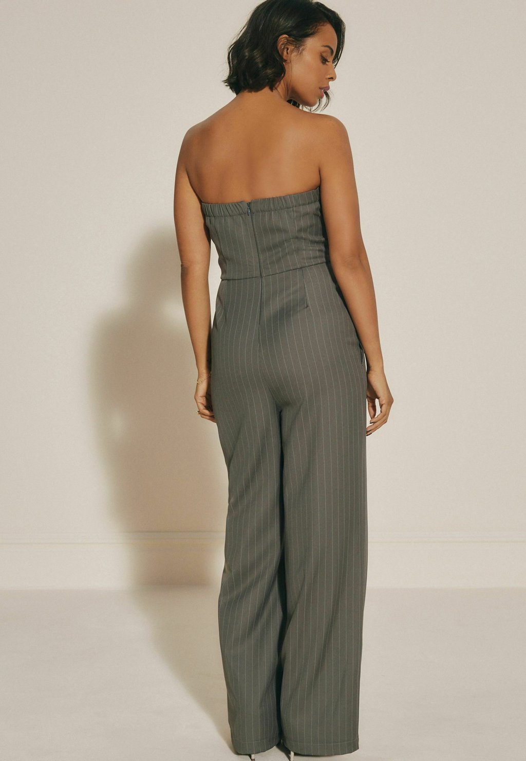 

Комбинезон ROCHELLE HUMES PINSTRIPE BANDEAU REGULAR FIT Next, серый