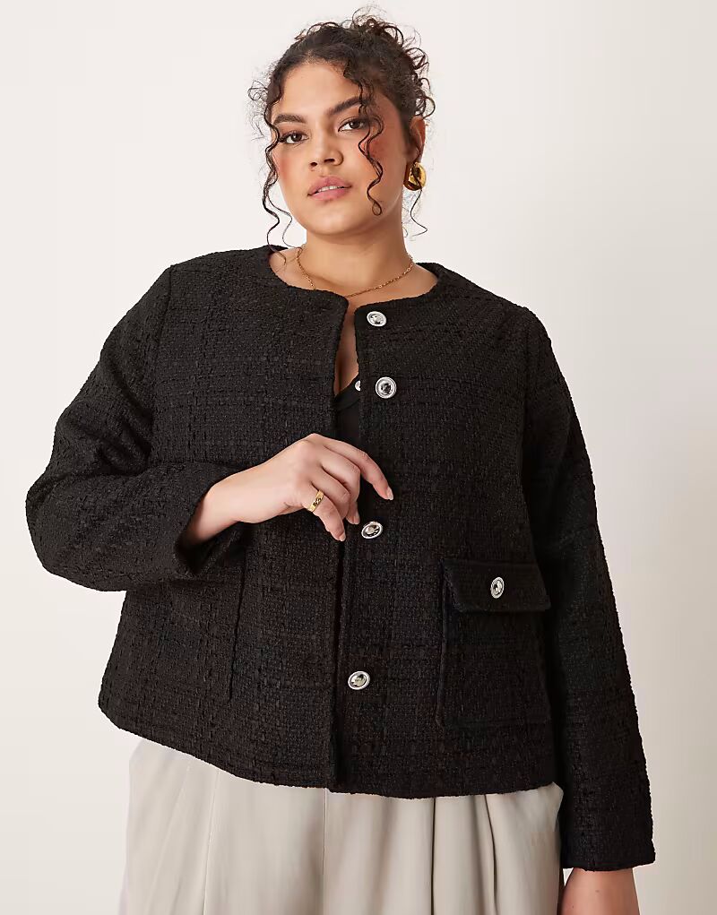 

Укороченный жакет New Look Curve из ткани букле черного цвета