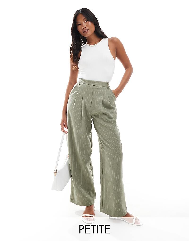 

Miss Selfridge Petite – Широкие брюки в полоску цвета хаки