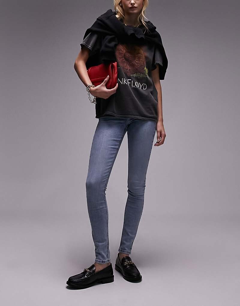 

Джинсы Topshop Tall Jamie с высокой талией в цвете Bleach