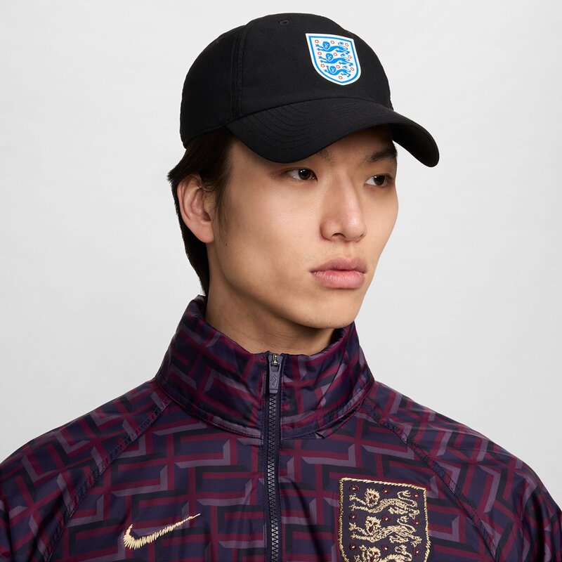 

Кепка-Галочка England Dri-Fit Club Unstructured Swoosh Nike, черный