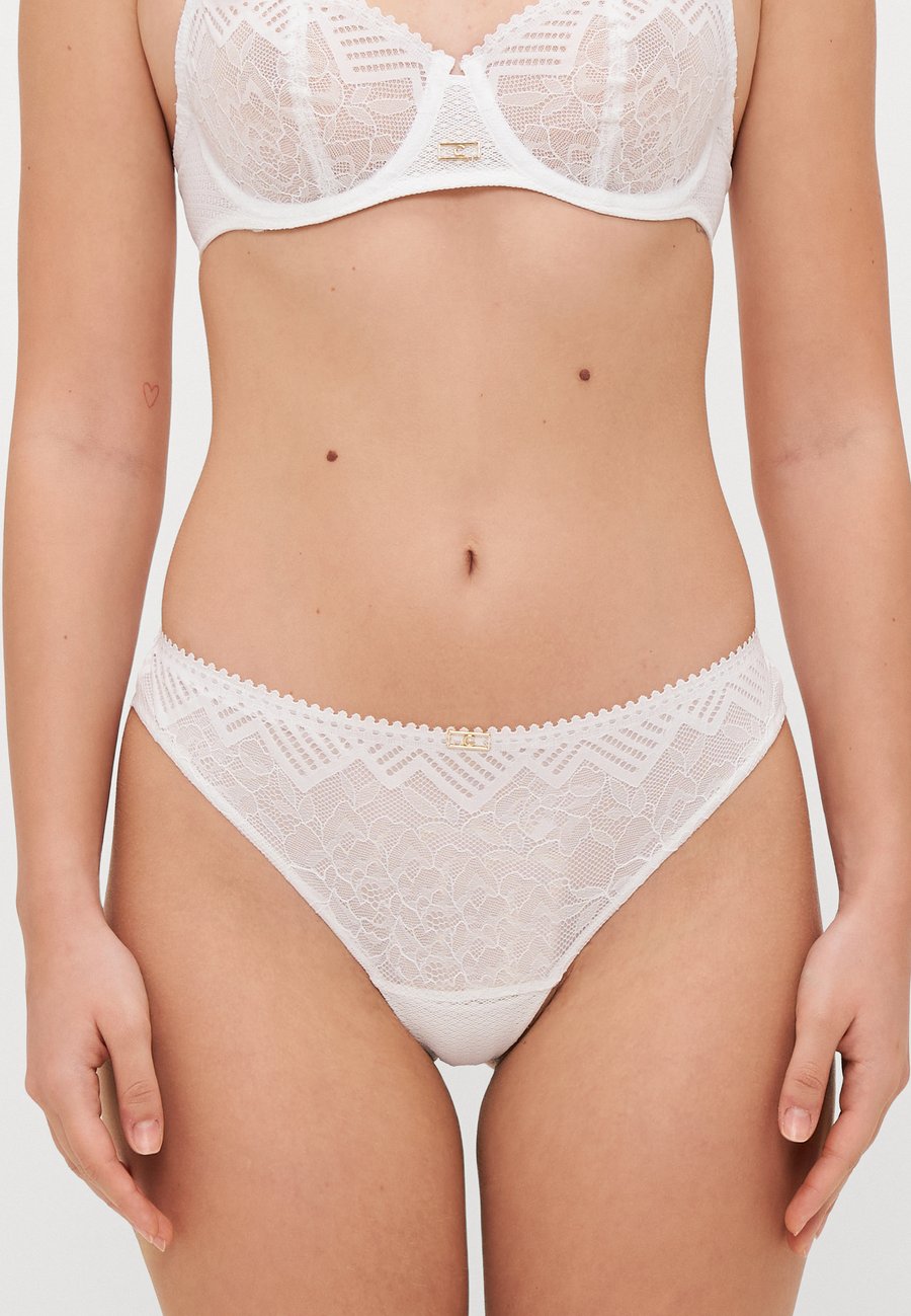 

Трусы Chantelle TANGA, White