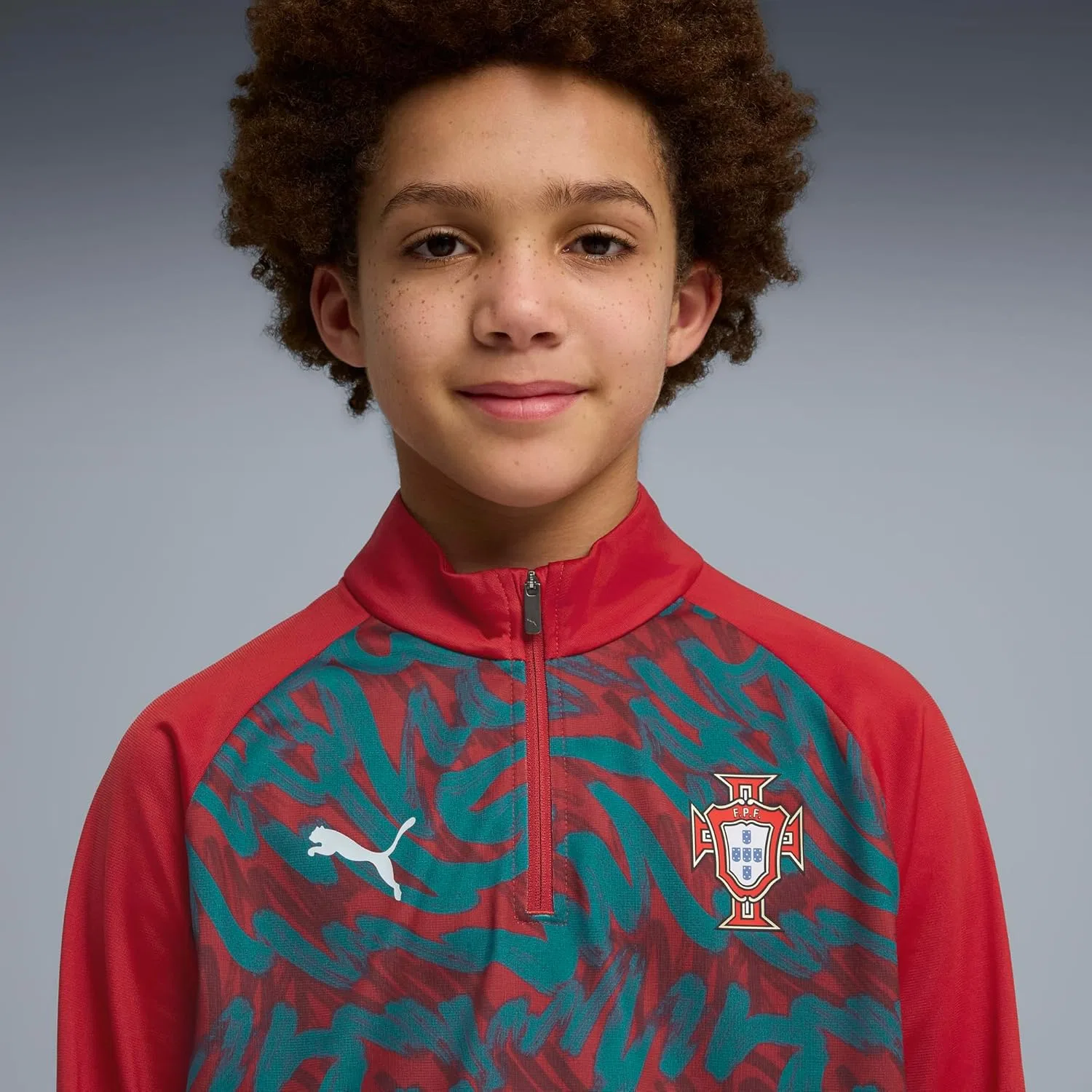 Детская кофта PUMA Portugal Warm Up 1/4 Zip, Club Red-green Lagoon — фото 3
