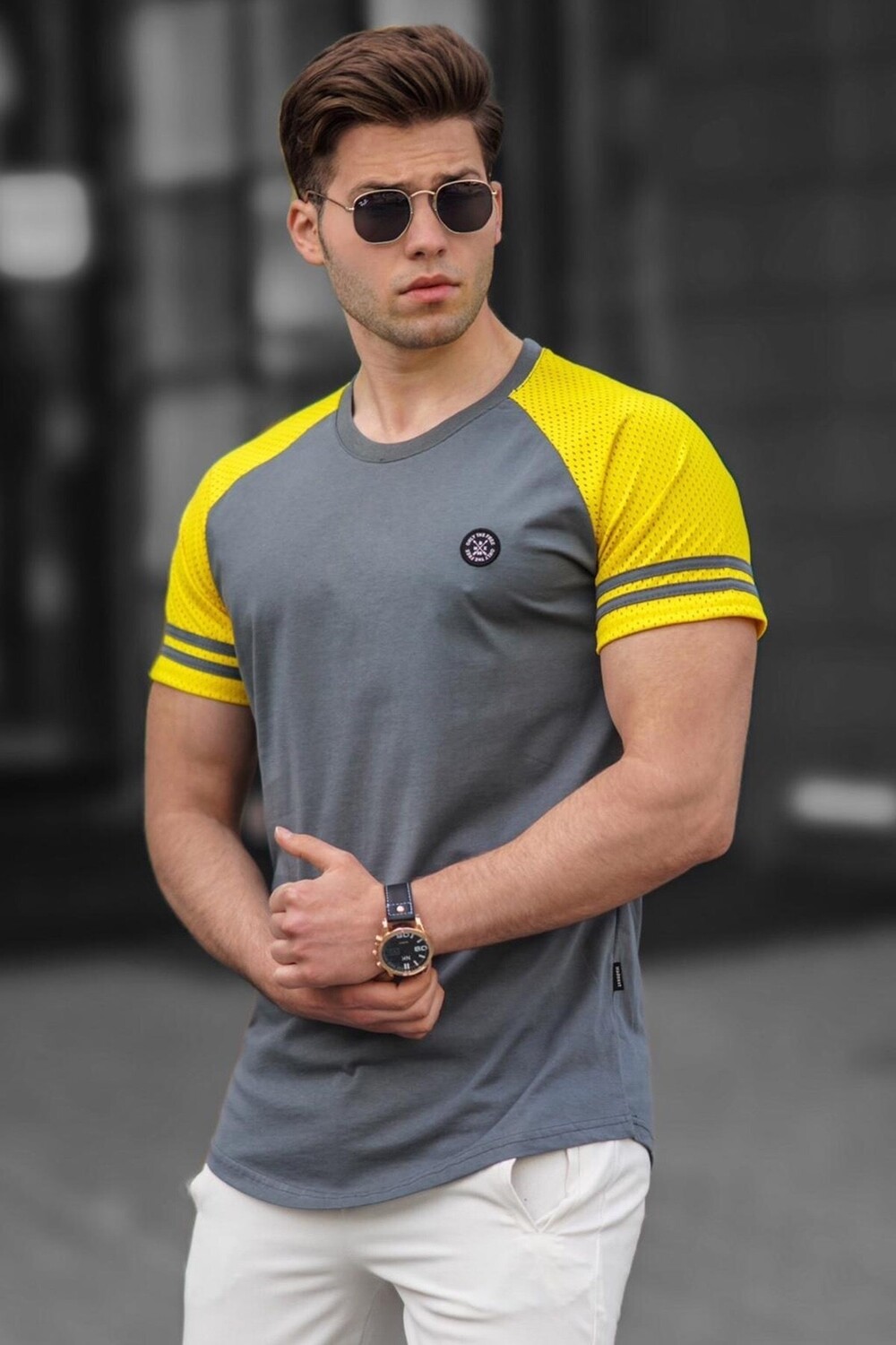 

Футболка Madmext, серый