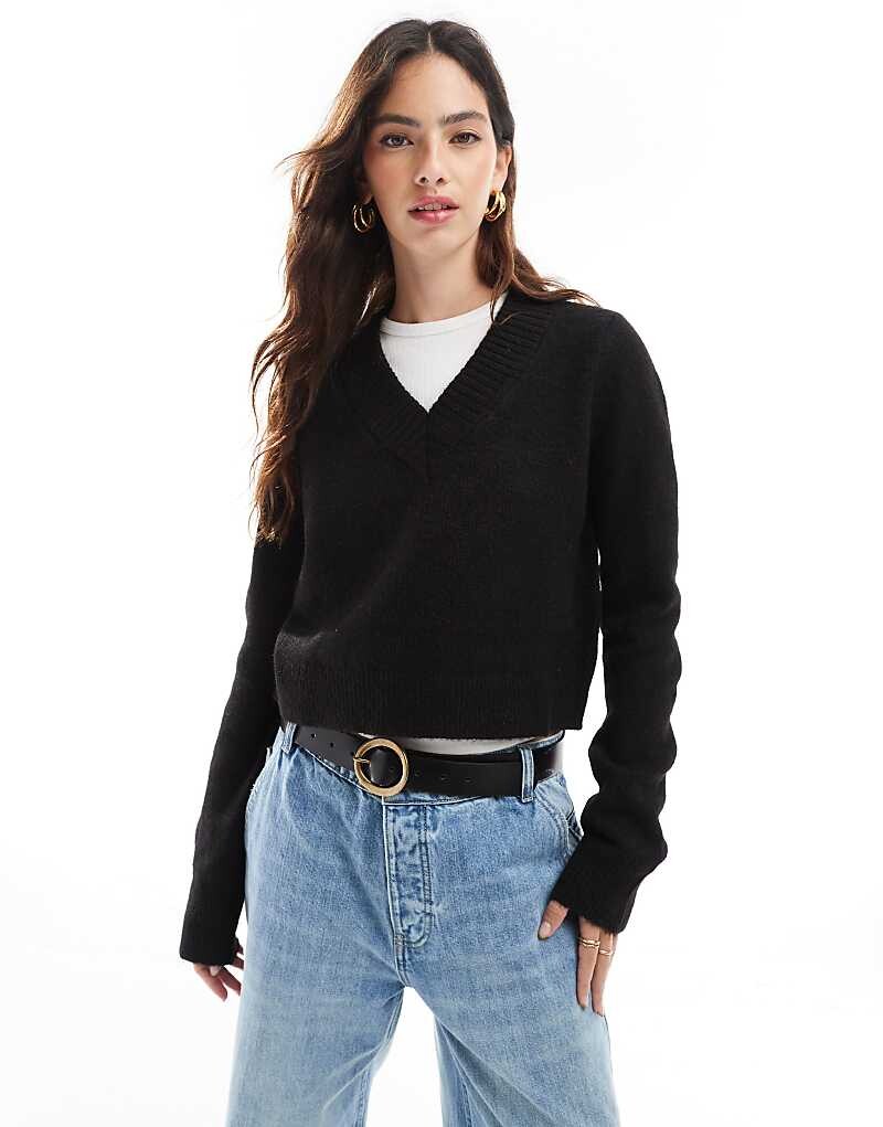 

ASOS DESIGN – Укороченный черный свитер с v-образным вырезом