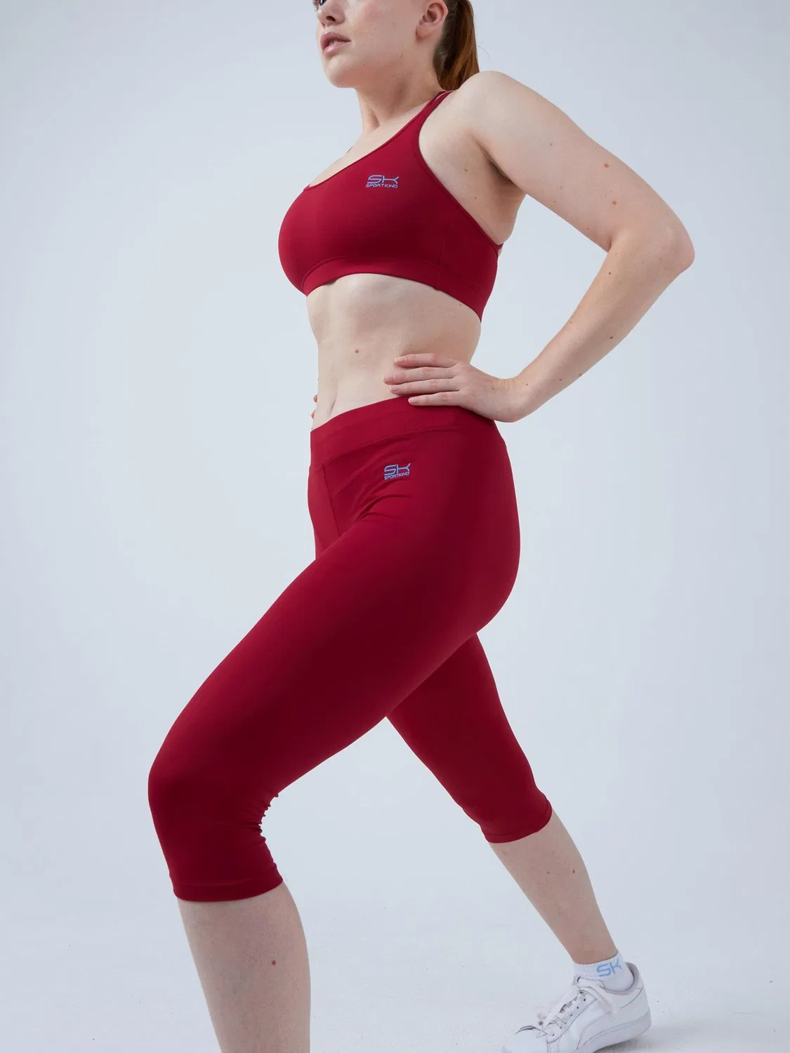 Узкие леггинсы Sportkind 3/4 Sport Leggings в бордовом цвете — фото 3