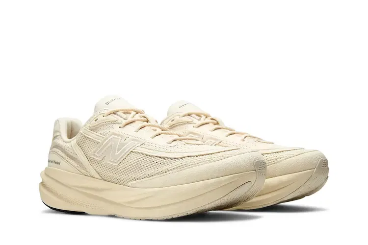 Кроссовки District Vision x New Balance 1080v15, кремовый — фото 2
