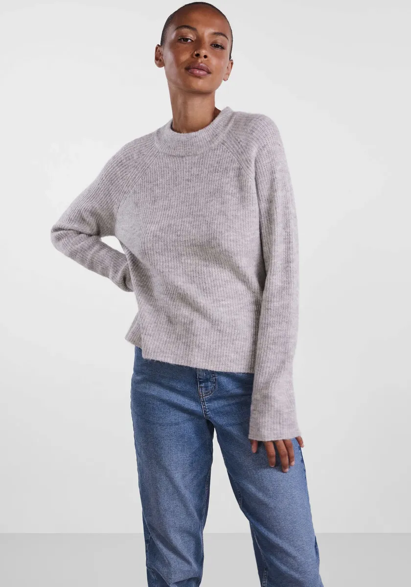 

Свитер с круглым вырезом "PCELLEN LS O-NECK KNIT NOOS BC" Pieces, серый