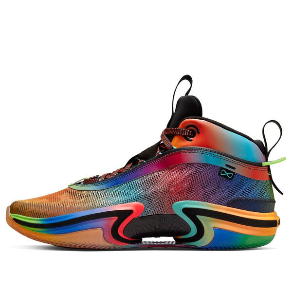 

Кроссовки 36 'year of the tiger' Air Jordan, мультиколор
