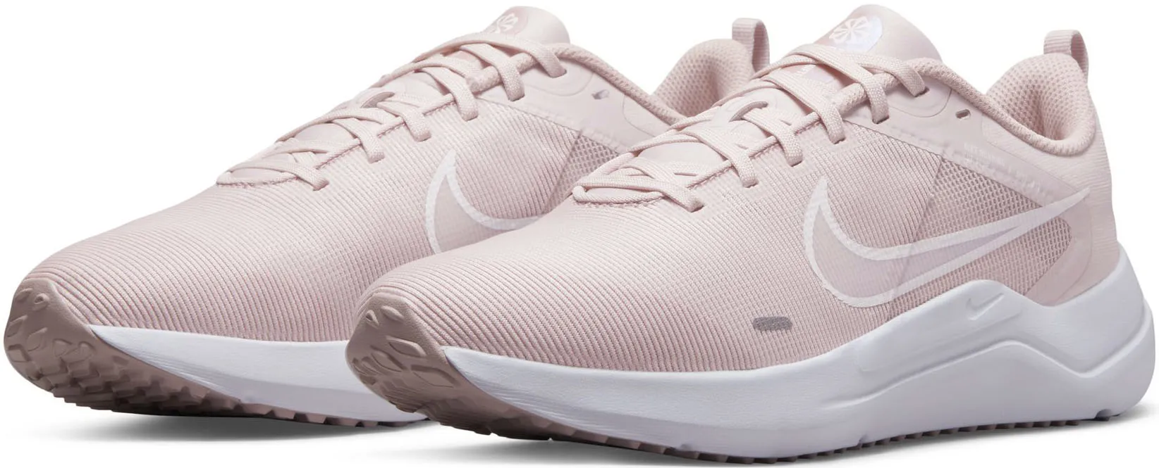 

Кроссовки Nike "DOWNSHIFTER 12", цвет Barely-Rose-White-Pink-Oxford