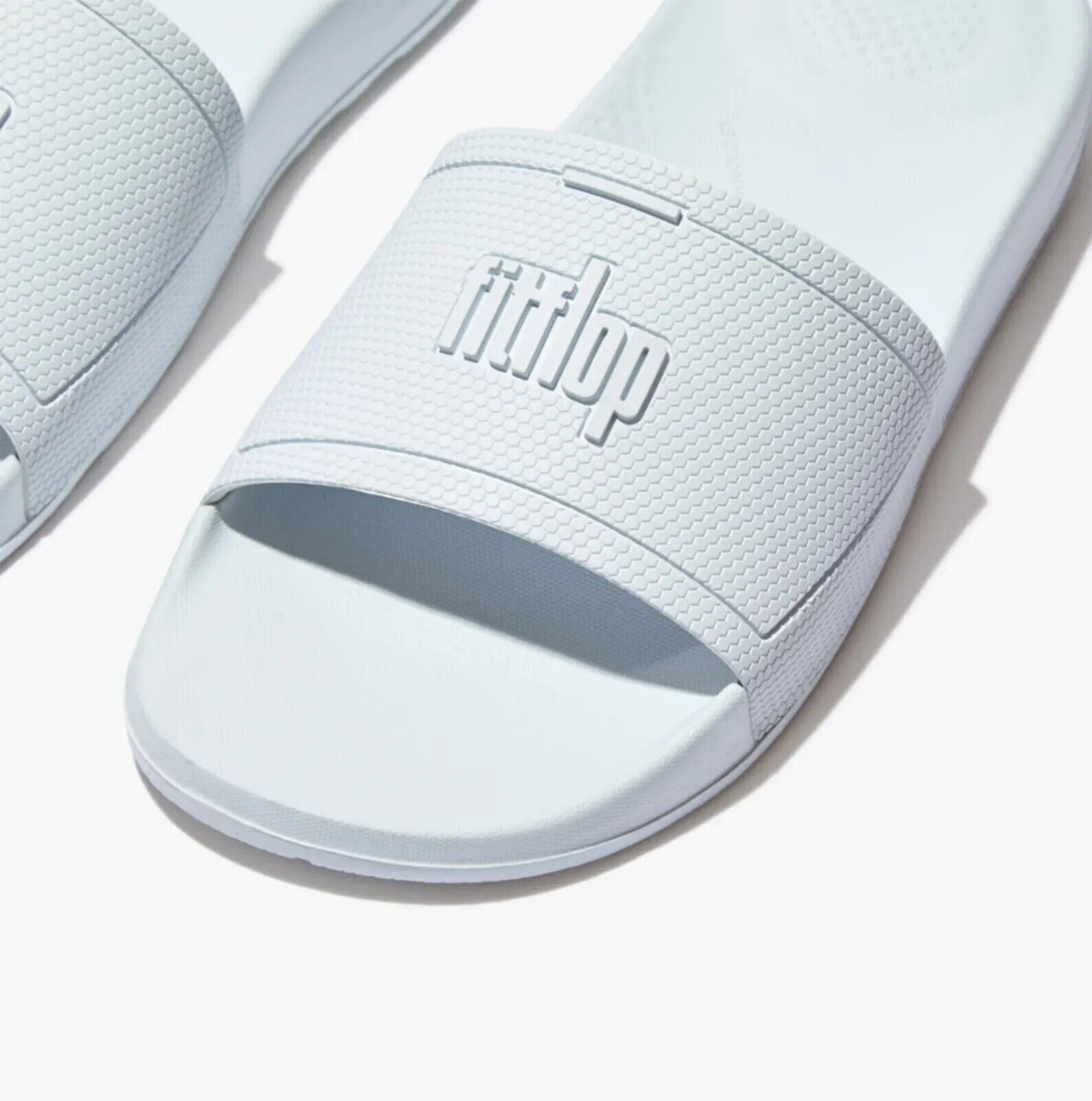 FitFlop Iqushion EQ3-A45 шлепанцы для бассейна женские голубые комфортные слипоны — фото 3