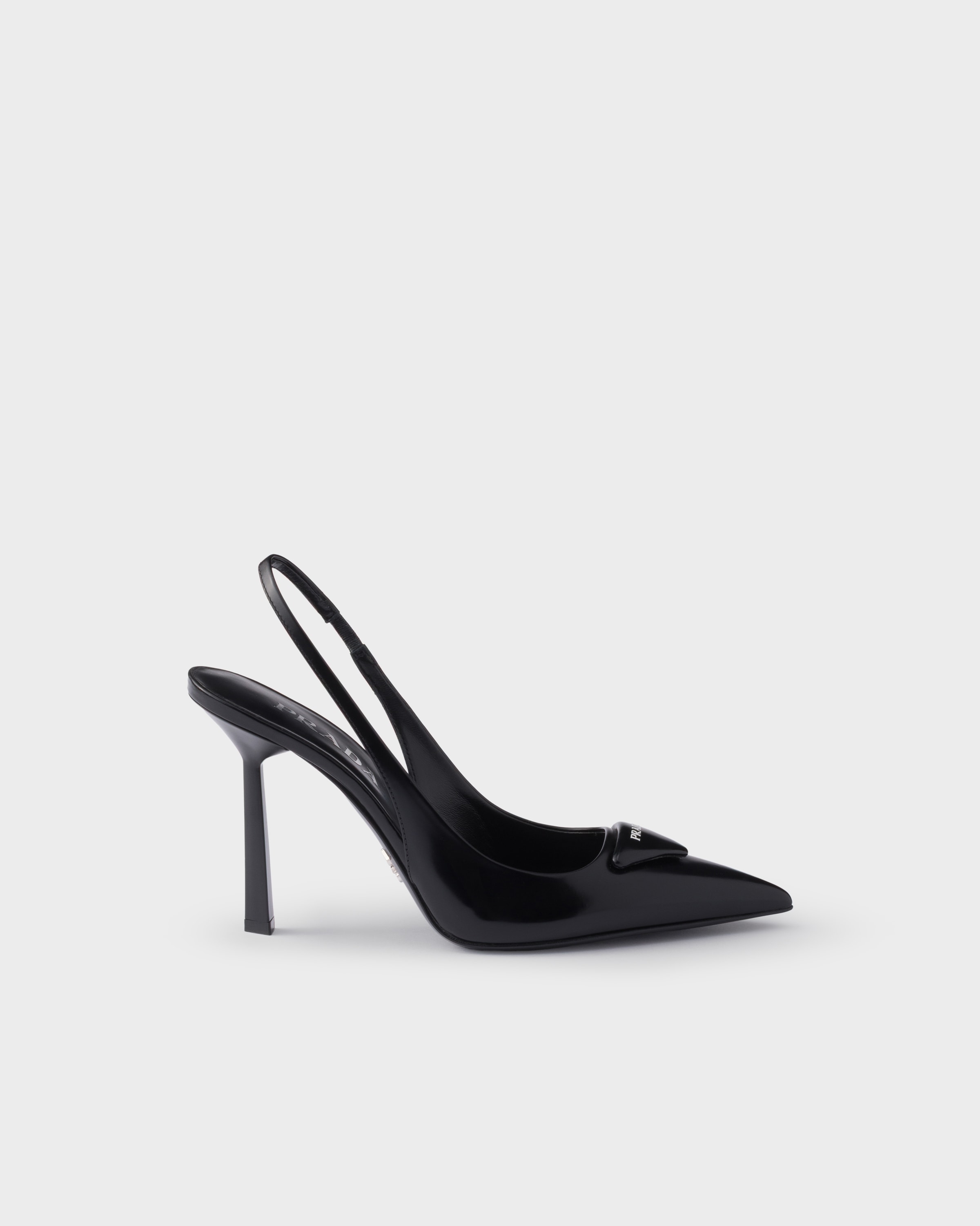 Туфли-слингбэки из полированной кожи Prada, черный — фото 2
