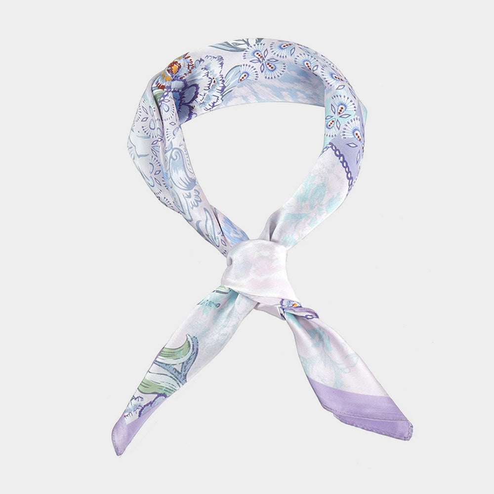 

Шелковый атласный платок квадратной формы с цветочным принтом пастельных тонов TRUEDAMES, фиолетовый