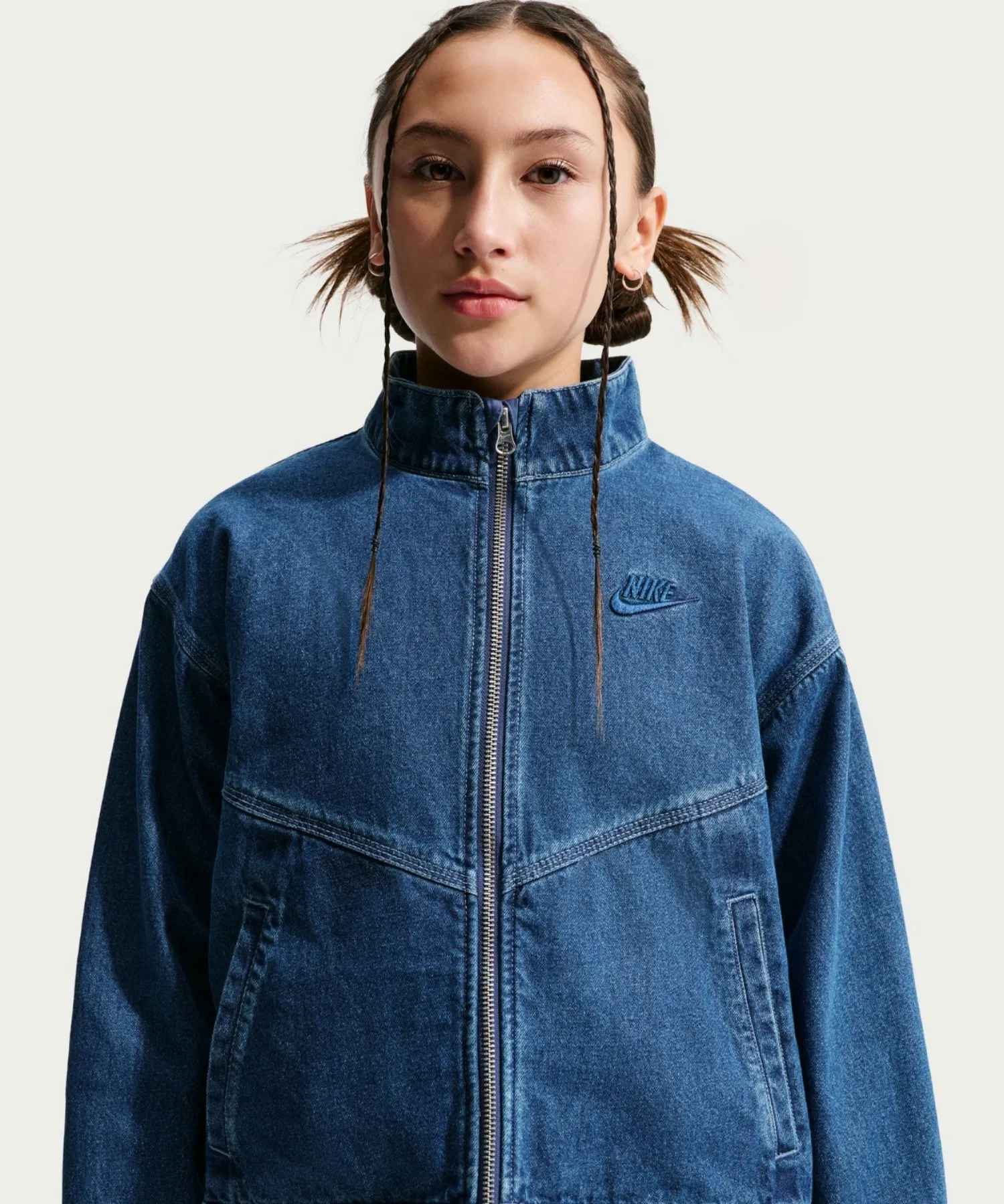 Детская джинсовая куртка Nike Sportswear Collection Windrunner / Детская джинсовая куртка Nike Sportswear Collection Windrunner IF2317-435, цвет «Мистический синий»