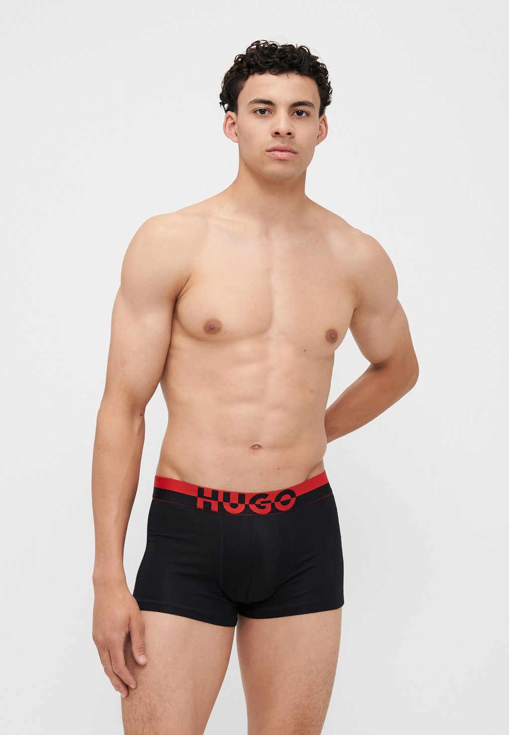 

Брюки TRUNK SPLIT LOGO 3 PACK HUGO, черный