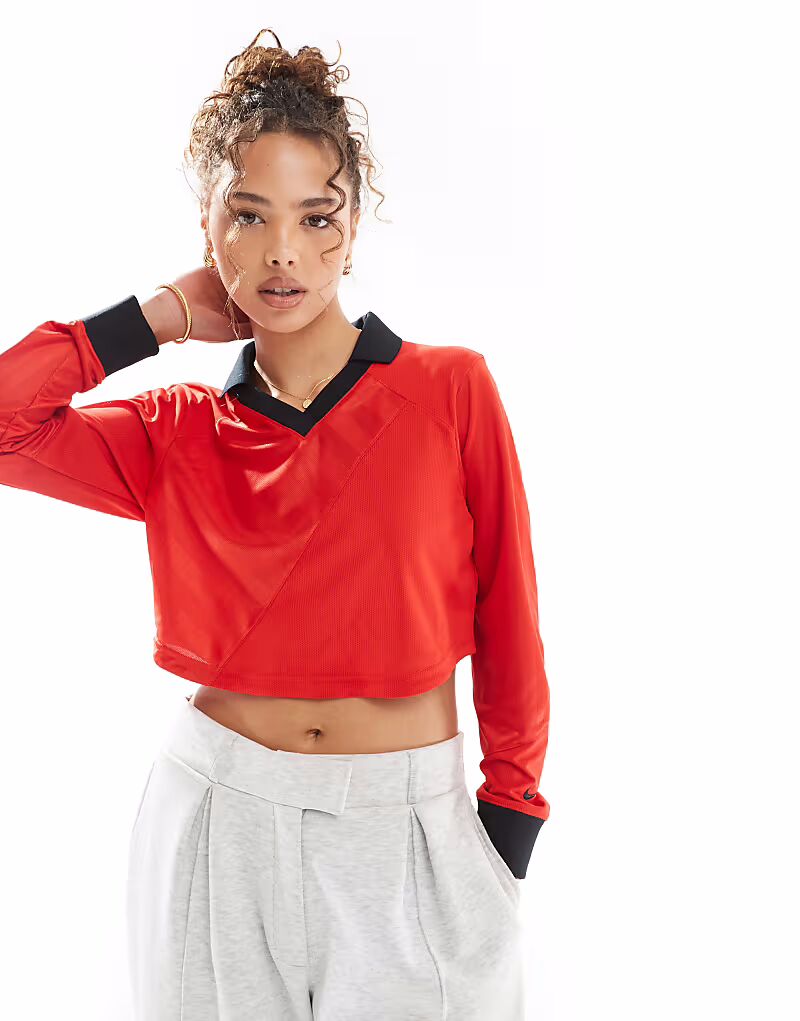 

Футболка с длинным рукавом Nike Street Jersey красного и черного цветов