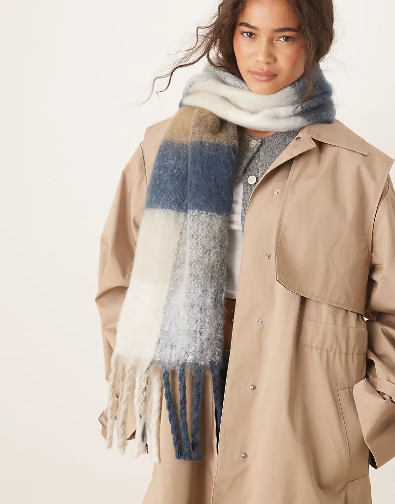 

Шарф Barbour Marie в клетку голубого цвета