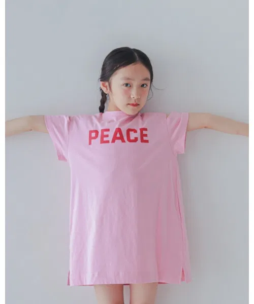 Детскаяワンピース JEANS-b 2nd PEACE с открытыми плечами