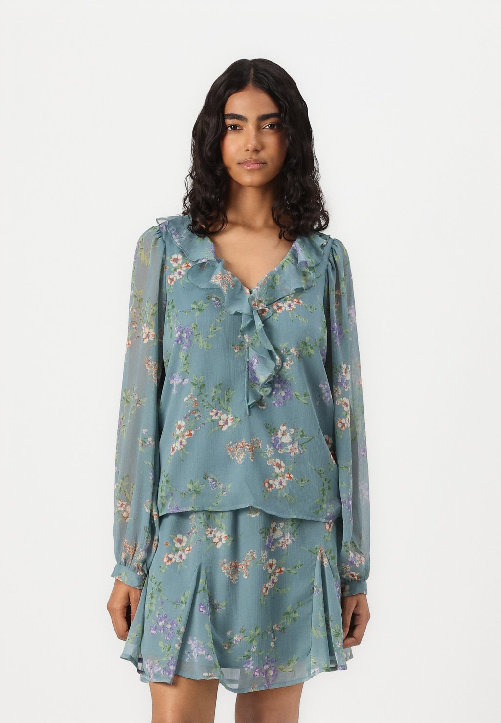 

Блуза VIMICHELLA VILA, цвет Chinois Green