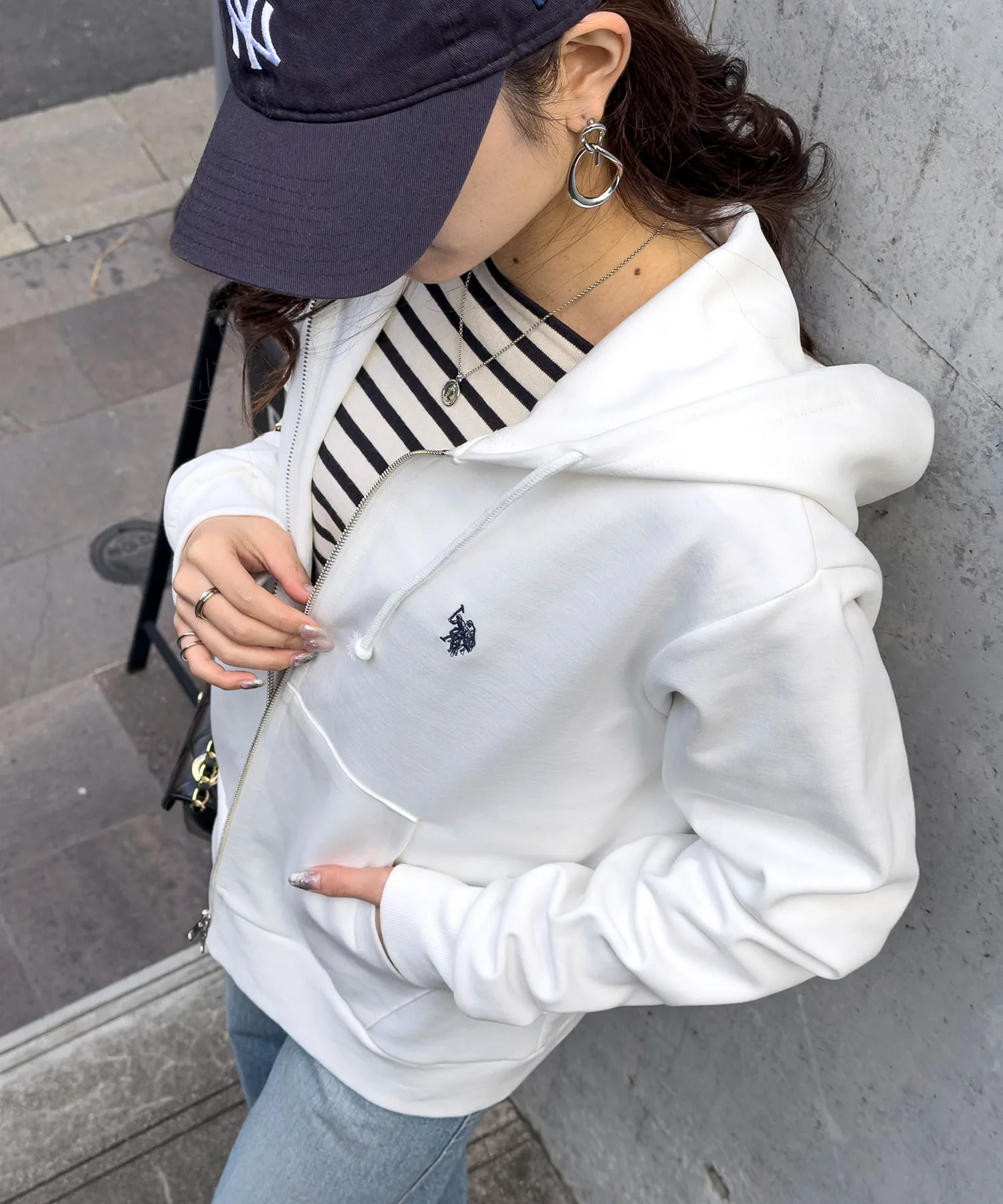Поло с капюшоном и двойной молнией, с логотипом US POLO ASSN./One-Point Logo. U.S. Polo Assn., WHT
