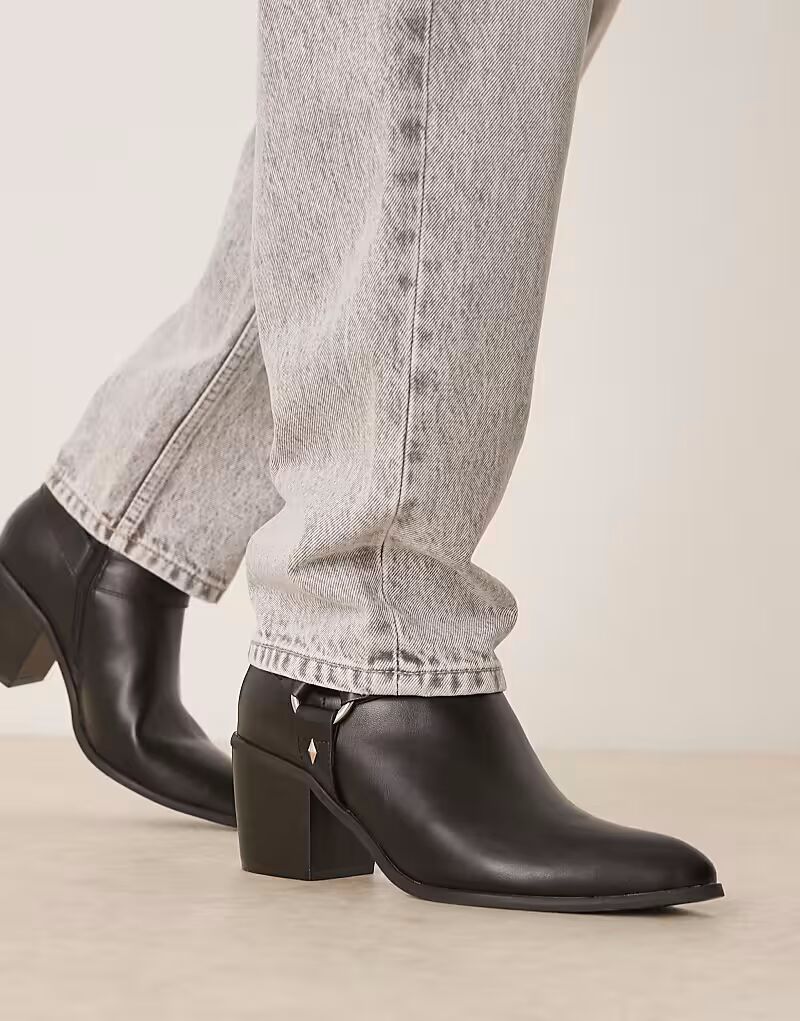 

Ботинки челси ASOS DESIGN черного цвета с кубинским каблуком, Черный, Ботинки челси ASOS DESIGN черного цвета с кубинским каблуком