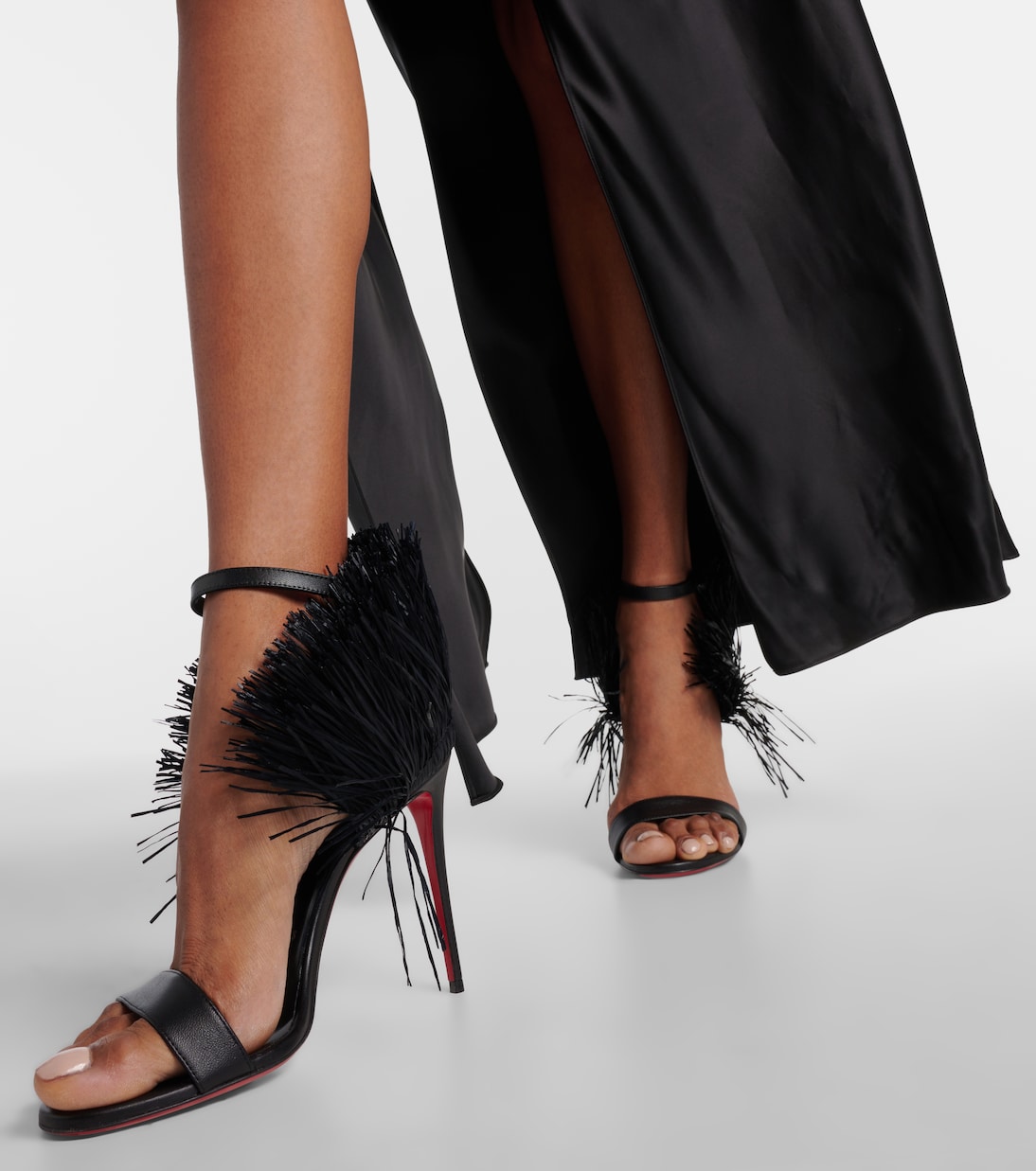 Сандалии Loubigirl Raffia 100 из кожи Christian Louboutin, Black/Lin Black — фото 4