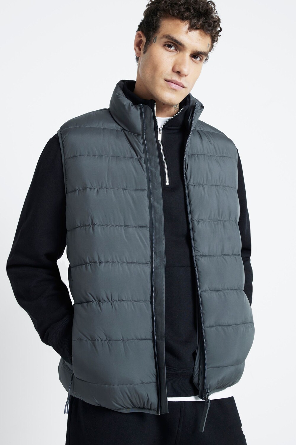 

Стеганый жилет River Island, синий