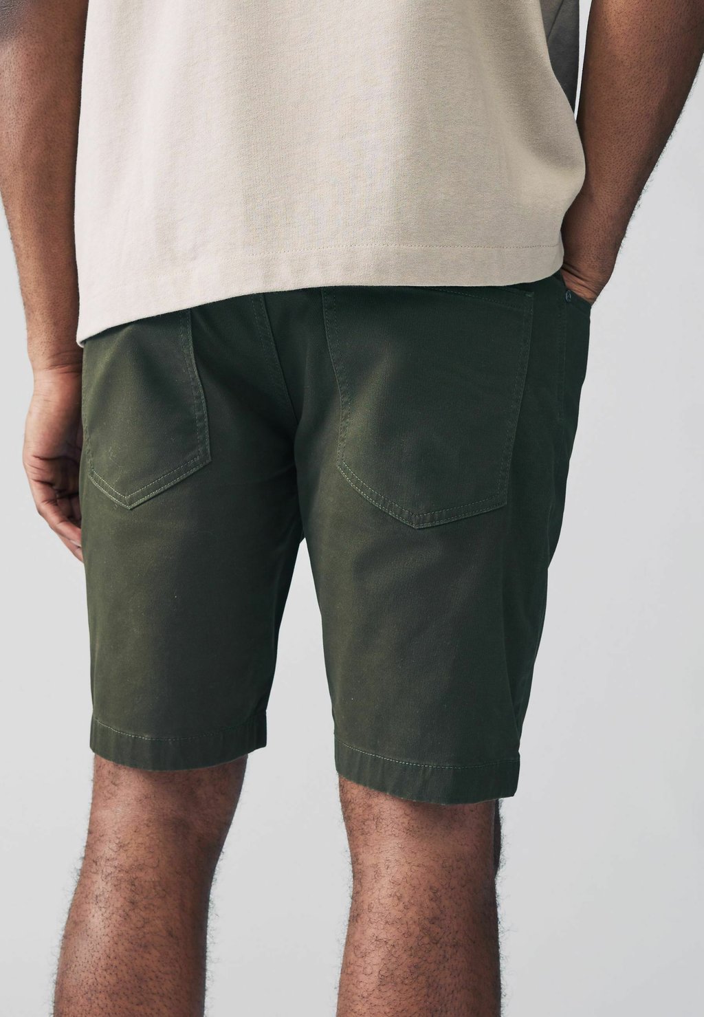 Джинсовые шорты MOTIONFLEX 5 POCKET Next, зеленый — фото 2