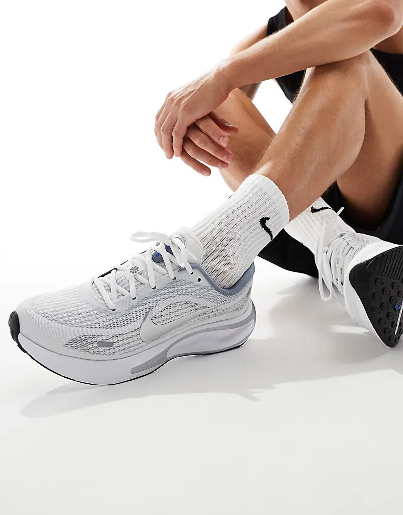 

Кроссовки Journey Run белого и серебристого цвета Nike Running