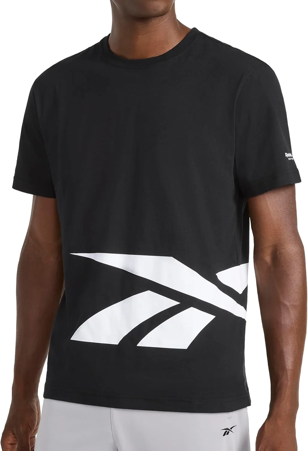 

Футболка Reebok Men's Big Short Sleeve Crewneck, Standard Fit, легкая ткань Cotton-Poly Jersey