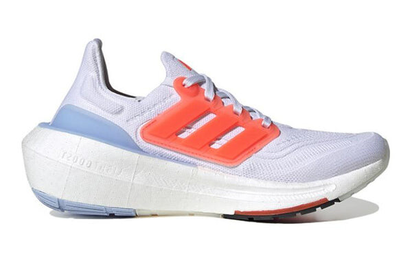 Кроссовки ультрабуст лайт Adidas, белый — фото 2