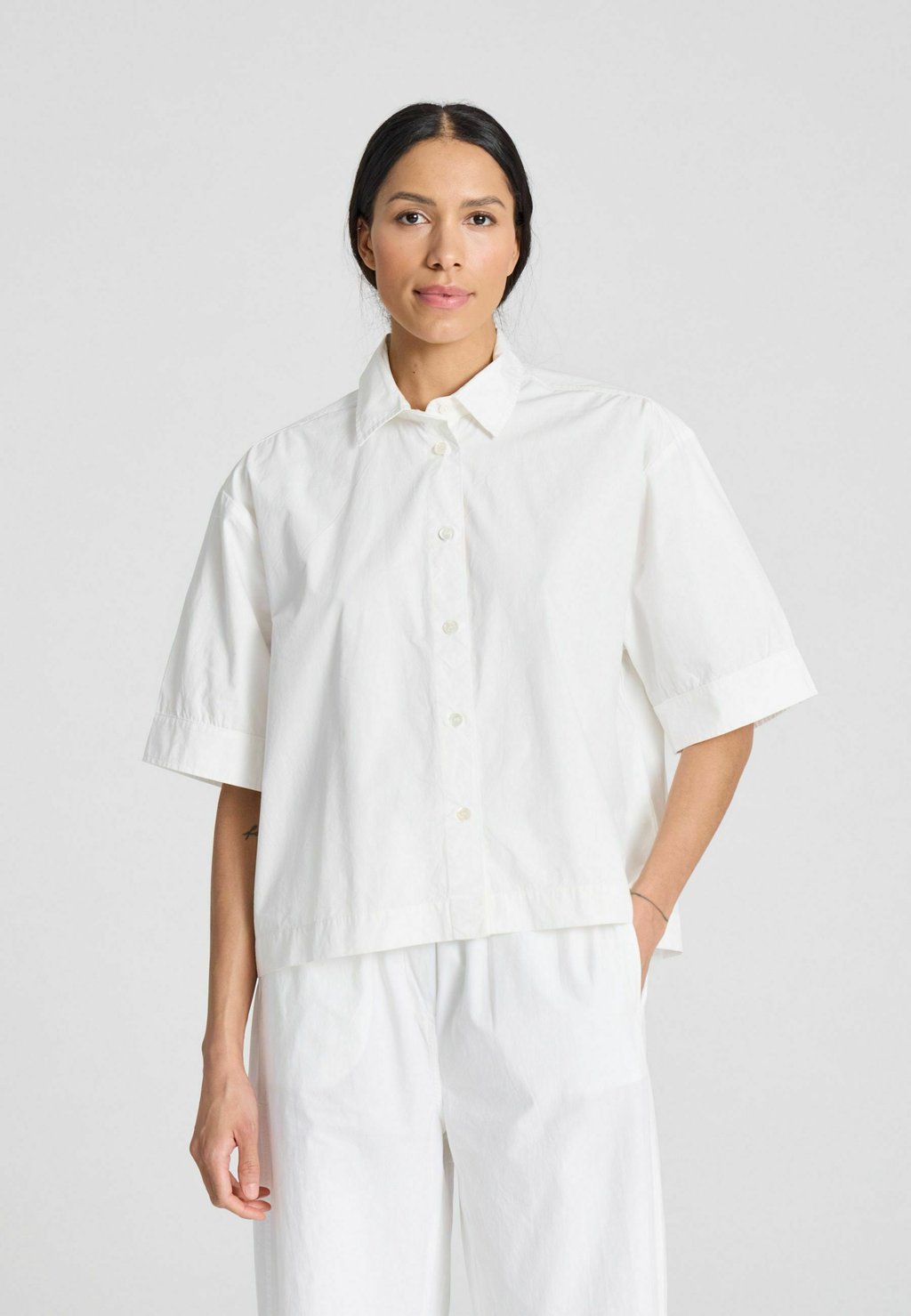 

Блузка на пуговицах Astrid S/S poplin GAI+LISVA, белый