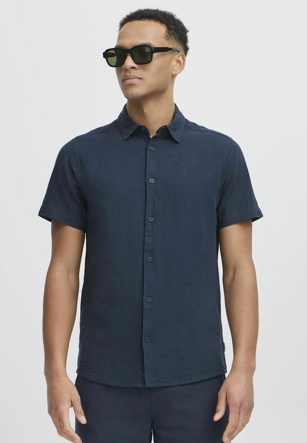 

Рубашка IDMonk INDICODE JEANS, темно-синий