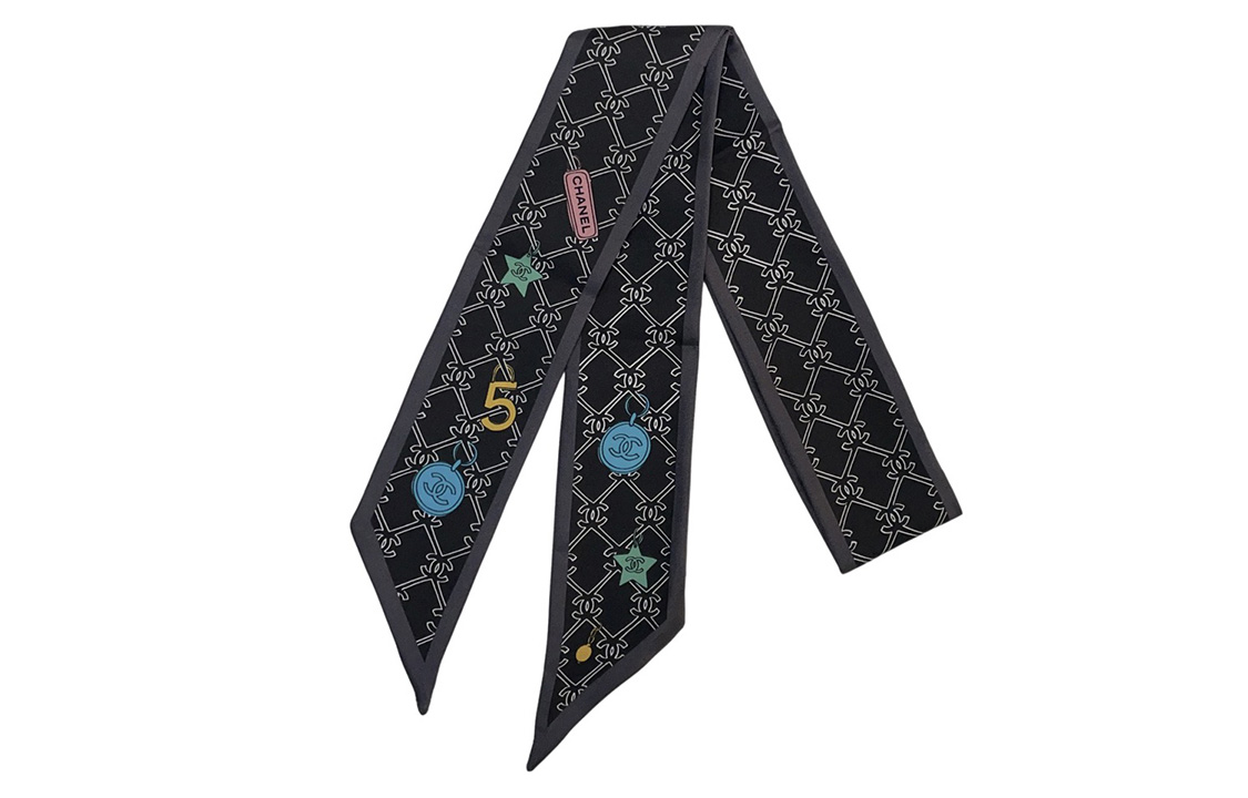 

CHANEL Шелковый шарф Women's Black, Black