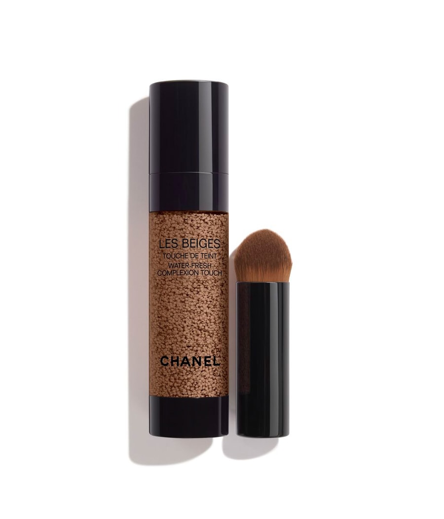 

Жидкая основа CHANEL LES BEIGES TOUCHE DE TEINT, Nr. B50, 20 ml