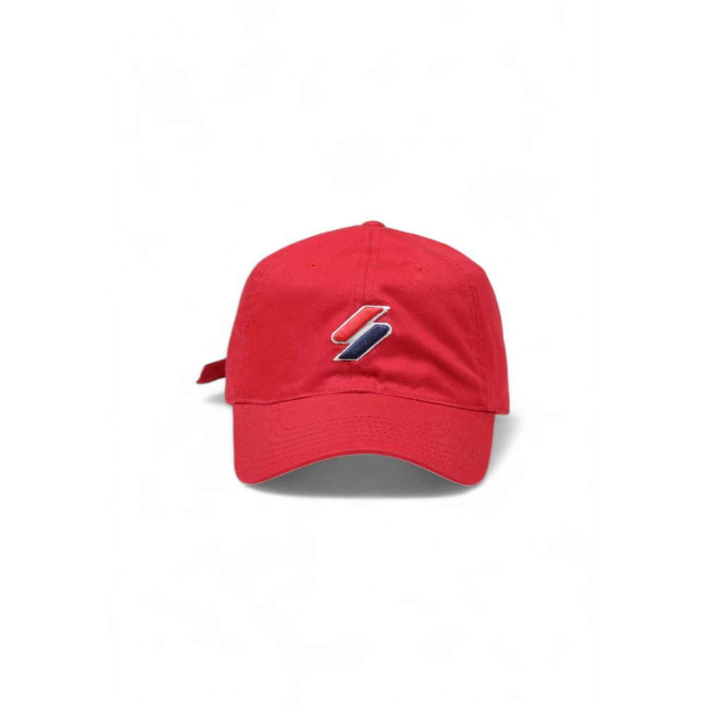 

Красные хлопковые шапка и кепка Superdry.