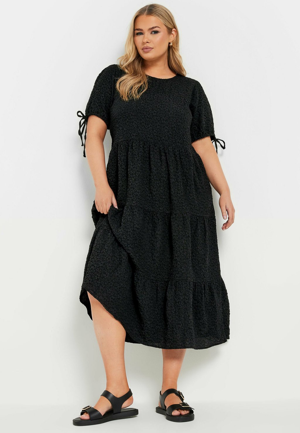 

Повседневное платье FLORAL TEXTURED SMOCK Yours Clothing, антрацит