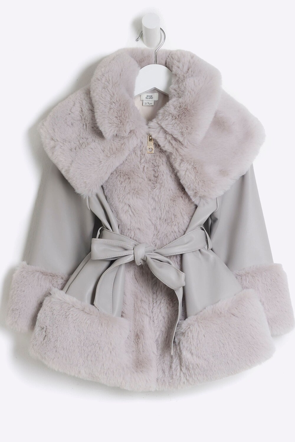

Пальто халат из искусственного меха для девочек River Island, серый
