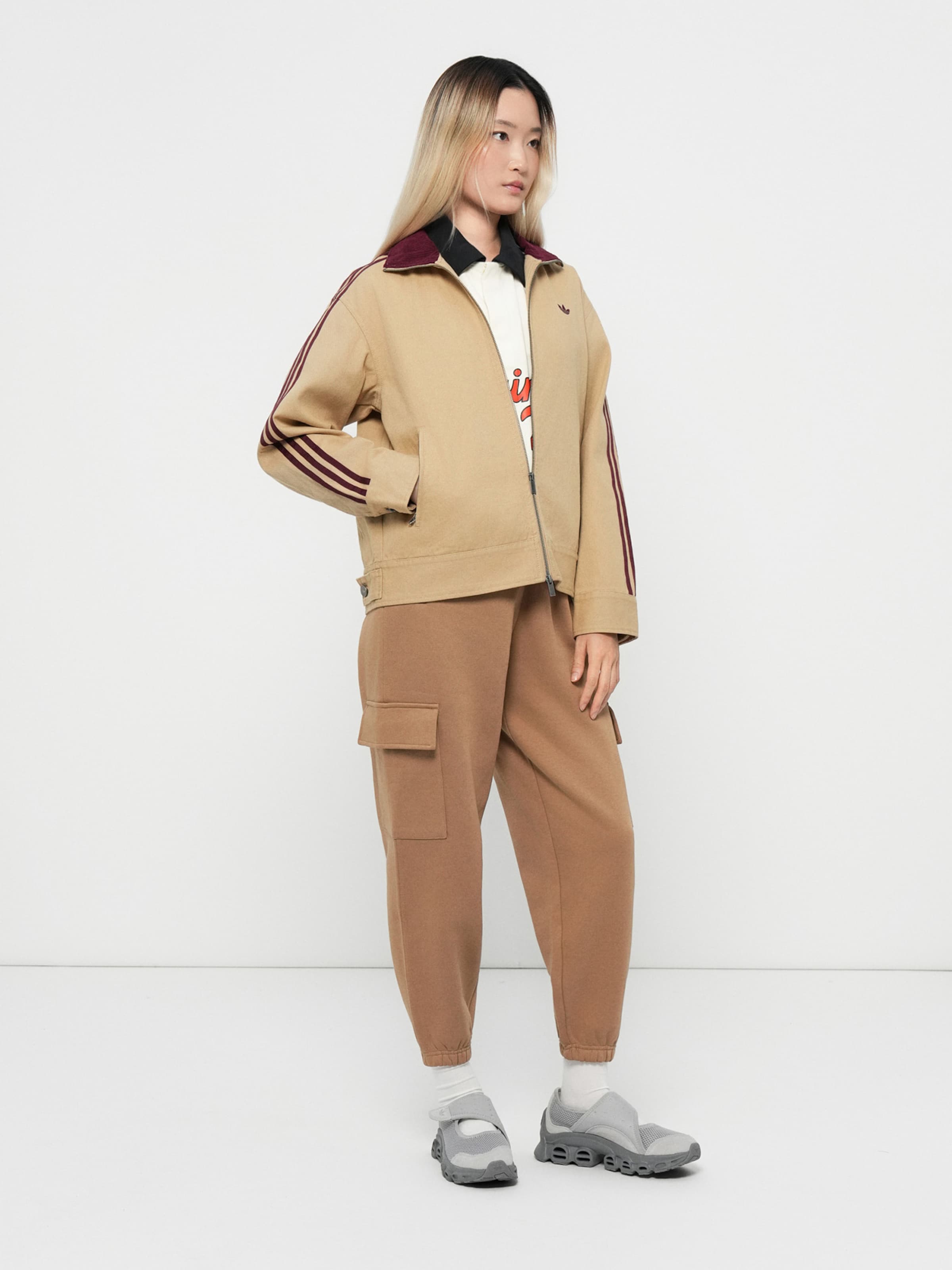 Adidas Originals Textil Брюки карго с зауженным низом 'ESS' в светло-коричневом цвете — фото 4