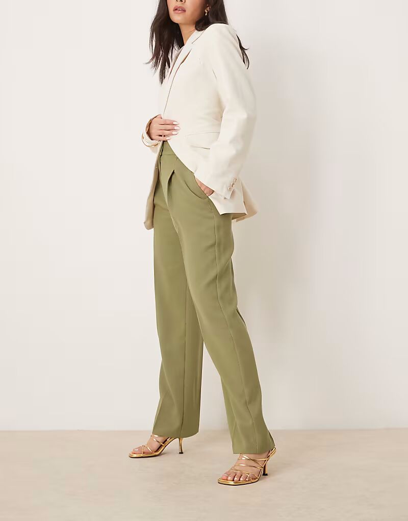 

Прямые брюки ASOS DESIGN с отделкой золотыми пуговицами цвета хаки
