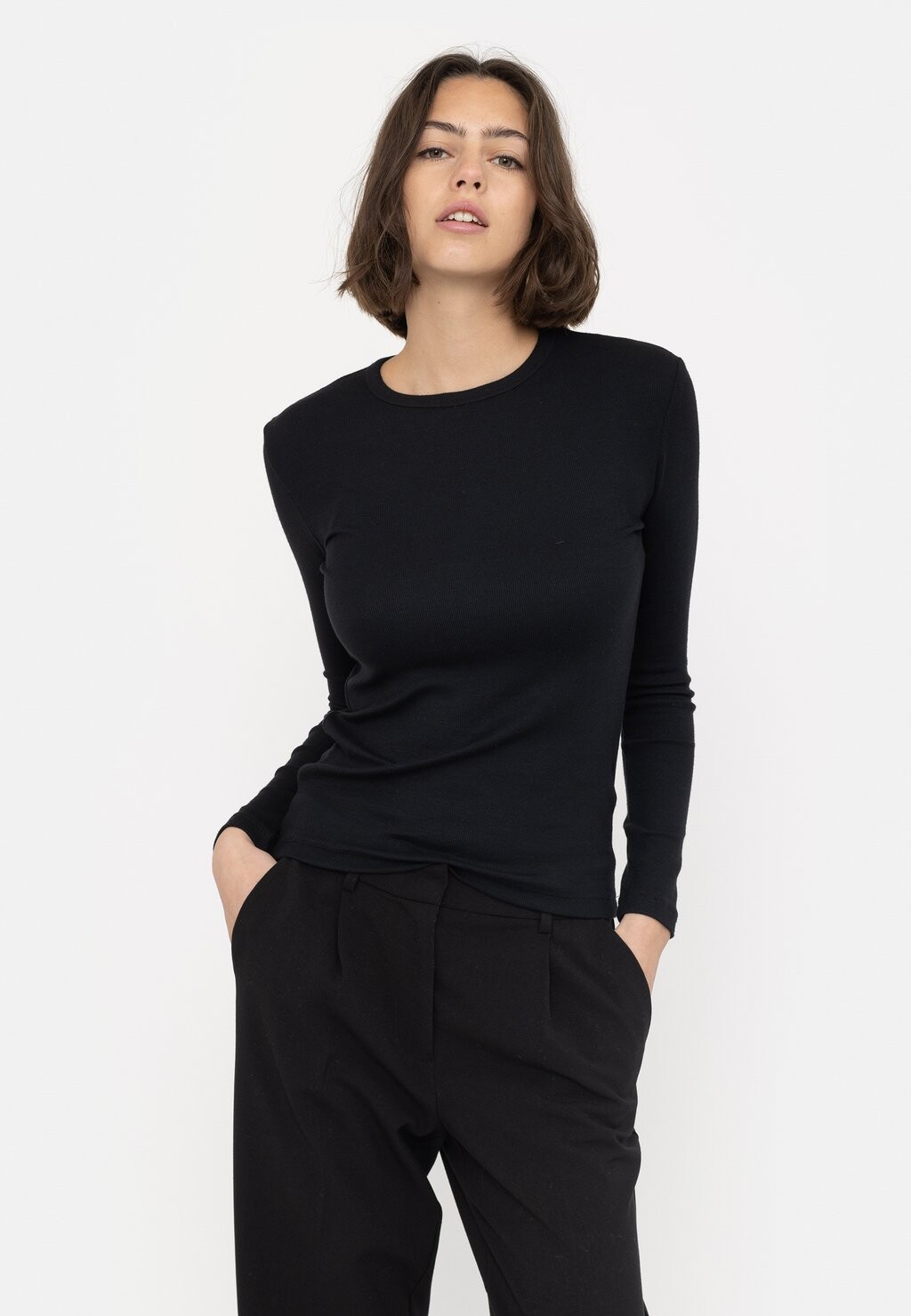 

Топ с длинными рукавами FENJA O NECK Soft Rebels, цвет black