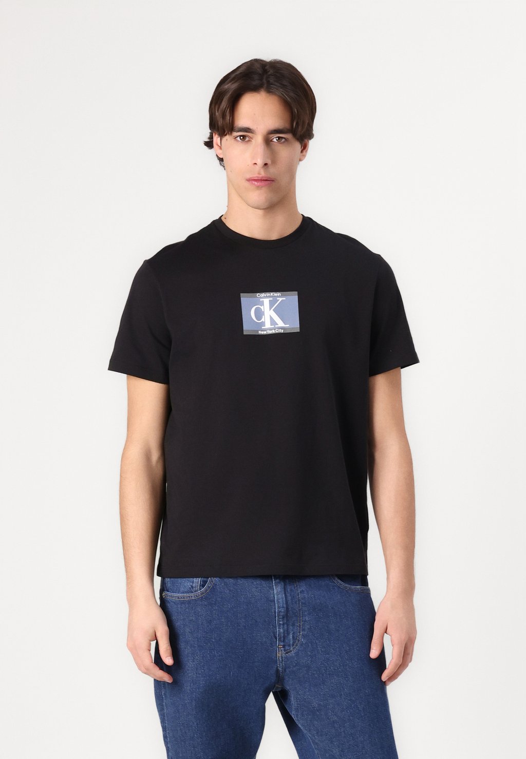 

Футболка с принтом UNISEX Calvin Klein, черный